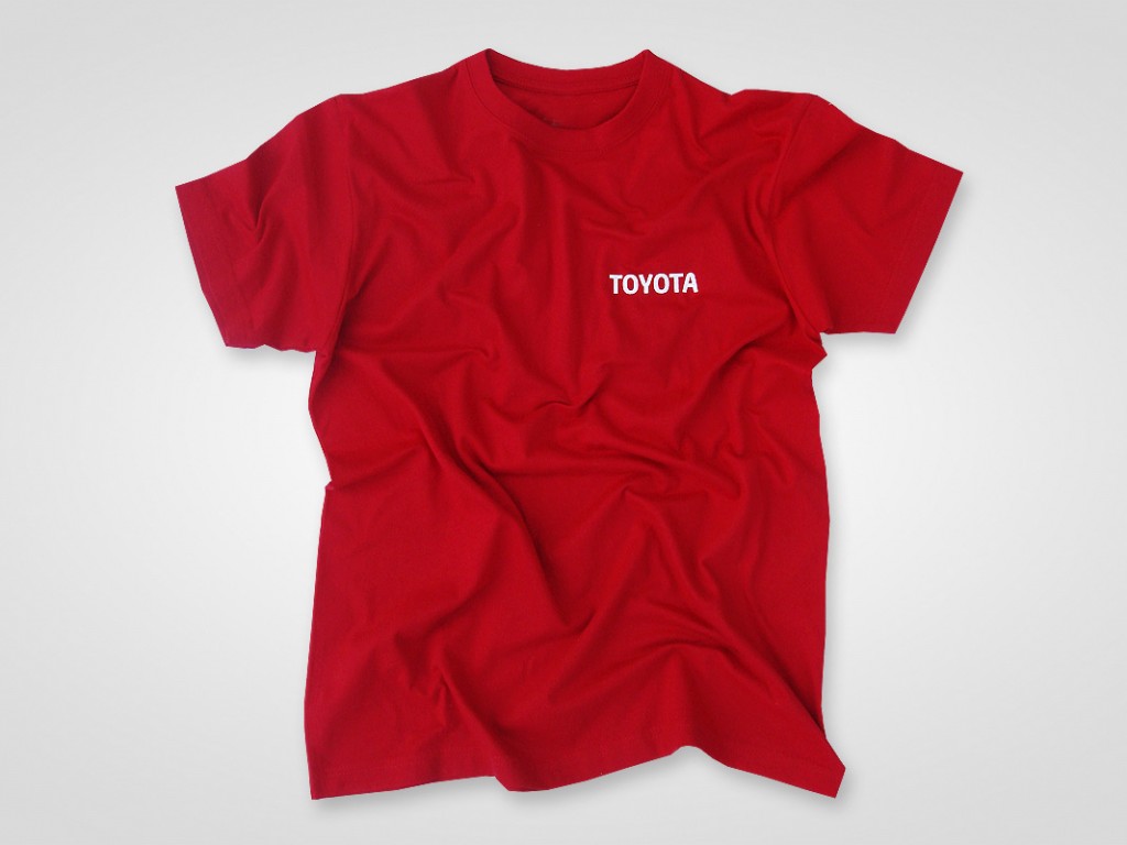 Sitodruk na koszulkach dla Toyota
