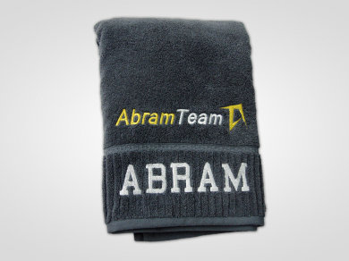 Haft komputerowy na ręcznikach dla Abram Team