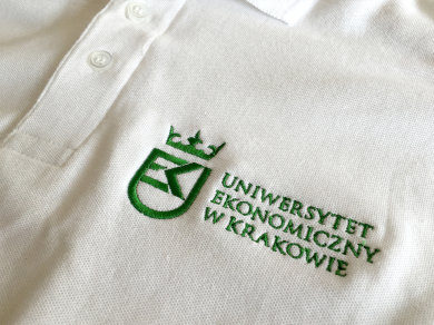 Haft komputerowy na koszulkach polo dla Uniwersytetu Ekonomicznego w Krakowie