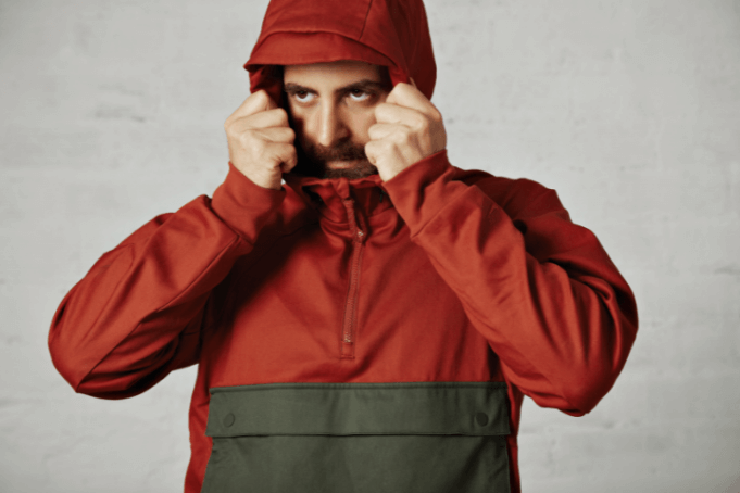 Kurtka softshell - na jakie temperatury będzie najlepsza? Dobór odzieży reklamowej